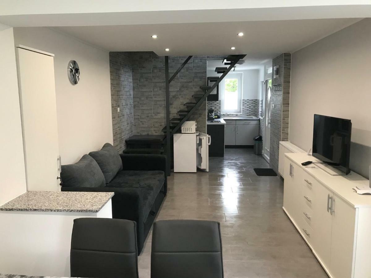 Heni Apartment Bük Zewnętrze zdjęcie